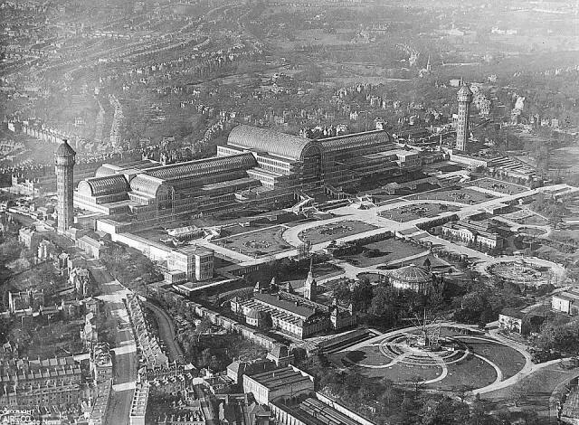 The Crystal Palace in  March 1920, 16 years before a fire destroyed the buildings.