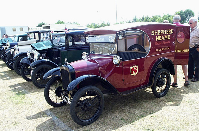 Various Austin 7s